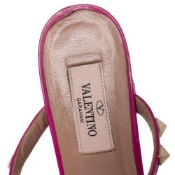 مملوكة مسبقًا صندل سلايد فالنتينو جلد وردي روكستد كعب مربع سميك مقاس 36