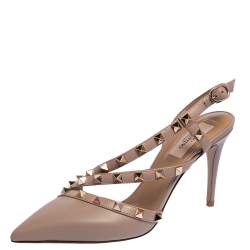مملوكة مسبقًا Valentino Beige Leather Rockstud Slingback Sandals Size 36