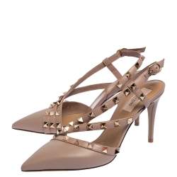 مملوكة مسبقًا Valentino Beige Leather Rockstud Slingback Sandals Size 36