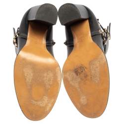 مملوكة مسبقًا Valentino Black Leather Rockstud Ankle Boots Size 37.5