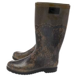 Pre Owned حذاء بوت مطر فالنتينو مطاط مطبوع دانتيل رصاصي مقاس 39