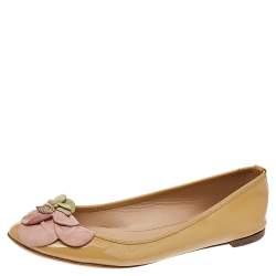 Pre Owned Valentino Beige Patent Leather Flower Embellished Ballet Flats Size 39