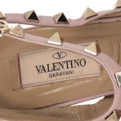 مملوكة مسبقًا Valentino Pink Leather Rockstud Pointed Toe Ankle Strap Sandals Size 39
