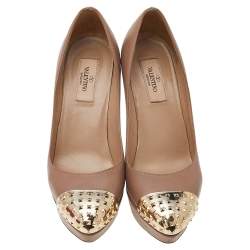 مملوكة مسبقًا Valentino Beige Leather Studded Cap Toe Platform Pumps Size 37