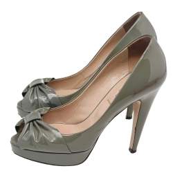 Pre Owned Valentino Olive Green Patent Leather Platform Peep Toe Pumps Size 35