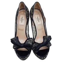 Pre Owned Valentino Black Floral Lace Bow Lace Peep Toe Platform Pumps Size 40