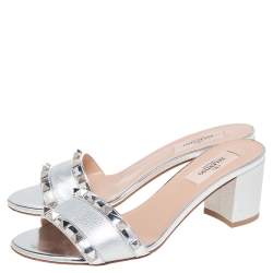 مملوكة مسبقًا Valentino Metallic Silver Leather Rockstud Block Heel Slides Size 37.5