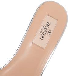 مملوكة مسبقًا Valentino Metallic Silver Leather Rockstud Block Heel Slides Size 37.5