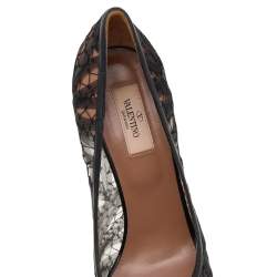 Pre Owned Valentino Black Mesh and Leather Bow Peep Toe Platform Pumps Size 40
