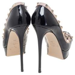 Pre Owned Valentino Black/Beige Patent And Leather Rockstud Peep Toe Platform Pumps Size 40.5