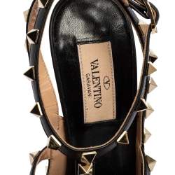 Pre Owned Valentino Black/Pink Leather Rockstud Pointed-Toe Sandals Size 38.5