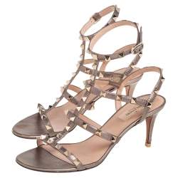 Pre Owned صندل فالنتينو قفصي روكستد جلد ميتالك مقاس 38
