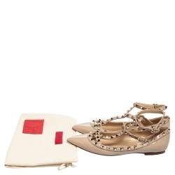 Pre Owned Valentino Beige Patent And Leather Rockstud Caged Ballet Flats Size 37.5