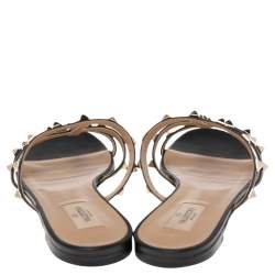 �مملوكة مسبقًا حذاء فلات سلايد فالنتينو جلد أسود مرصع روكستد مقاس  39.5