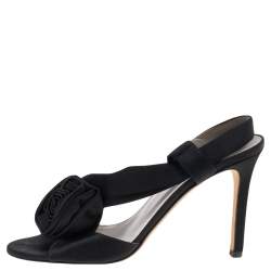 مملوكة مسبقًا Valentino Black Satin Floral Detail Sandals Size 38
