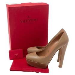 Pre Owned Valentino Beige Leather Platform Pumps Size 40 