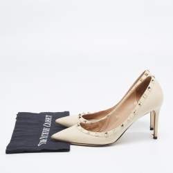 Pre Owned Valentino Cream Leather Rockstud Pumps Size 40.5