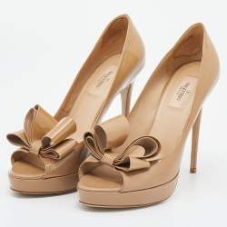 Pre Owned Valentino Beige Patent Leather Bow Peep Toe Platform Pumps Size 39