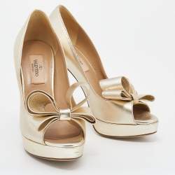 Pre Owned Valentino Metallic Gold Leather Bow Peep Toe Platform Pumps Size 36.5
