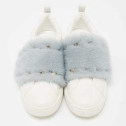 Pre Owned Valentino White/Blue Leather And Mink Fur Rockstud Low Top Sneakers Size 40