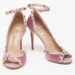 Pre Owned Valentino Two-Tone Velvet and Leather Rockstud Open-Toe Ankle-Strap Pumps Size 39.5