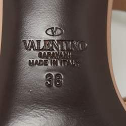 مملوكة مسبقًا Valentino Dusty Pink Leather Rockstud Ankle-Strap Block Heel Sandals Size 38