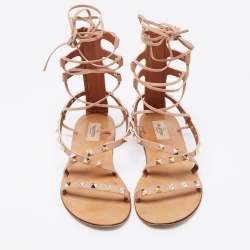 Pre Owned Valentino Beige Leather Rockstud Flat Gladiator Sandals Size 38.5