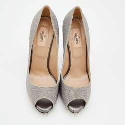 Pre Owned Valentino Metallic Silver Studded Suede Peep Toe Pumps Size 40