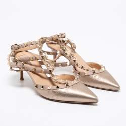 Pre Owned Valentino Rose Gold Leather Rockstud Ankle-Strap Pumps Size 37.5