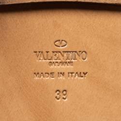 Pre Owned Valentino Pale Pink Leather Rockstud Flat Slide Sandals Size 39