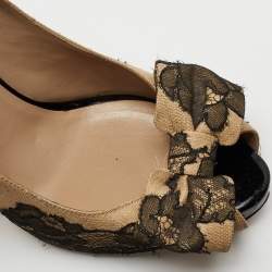Pre Owned Valentino Beige/Black Lace and Raffia Bow Peep-To Pumps Size 41