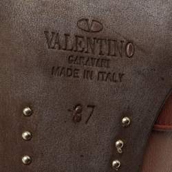 Pre Owned Valentino Two Tone Leather Mary Jane Pumps Size 37