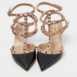 Pre Owned Valentino Black/Beige  Leather Rockstud T Strap Sandals  Size 38.5