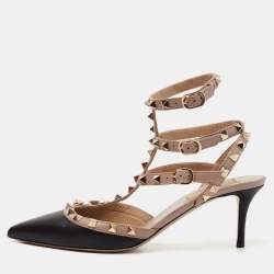 Pre Owned Valentino Black/Beige  Leather Rockstud T Strap Sandals  Size 38.5