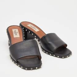 Pre Owned Valentino Black Leather Rockstud Slide Sandals Size 36