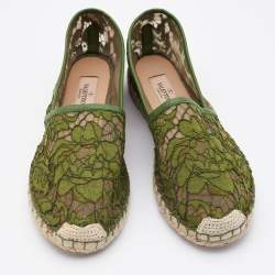 Pre Owned Valentino Green Floral Lace and Mesh Espadrille Flats Size 39