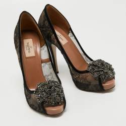 Pre Owned Valentino Black Lace Crystal Embellished Flower Peep Toe Pumps Size 40