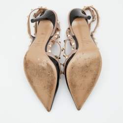 Pre Owned Valentino Black/Beige Patent Leather Rockstud Ankle Strap Pumps Size 39