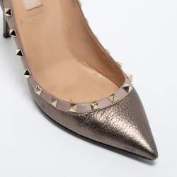 مملوكة مسبقًا Valentino Metallic Grey Leather Rockstud Pumps Size 40