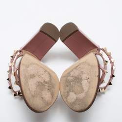 Pre Owned Valentino Pink Patent Leather Rockstud Sandals Size 35.5