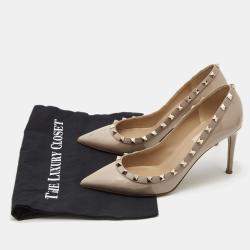 Pre Owned Valentino Beige Patent and Leather Rockstud Pumps Size 39