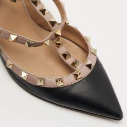 مملوكة مسبقًا Valentino Black Leather Rockstud Ankle Strap Pumps Size 38.5