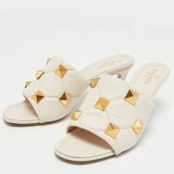 Pre Owned Valentino Cream Leather Rockstud Slide Sandals Size 37