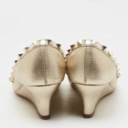 Pre Owned Valentino Metallic Gold Leather Rockstud Pumps Size 37.5