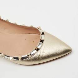 Pre Owned Valentino Metallic Gold Leather Rockstud Pumps Size 37.5