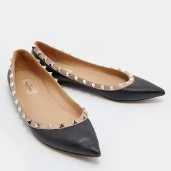 Pre Owned Valentino Black/Beige Leather Rockstud Pointed Toe Ballet Flats Size 39