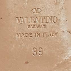 Pre Owned Valentino Black/Beige Leather Rockstud Pointed Toe Ballet Flats Size 39