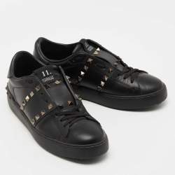 Pre Owned Valentino Black Leather Rockstud Untitled Sneakers Size 39