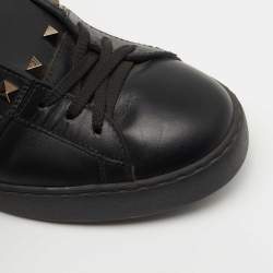 Pre Owned Valentino Black Leather Rockstud Untitled Sneakers Size 39