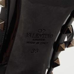 Pre Owned Valentino Black Patent and Leather Rockstud Caged Pumps Size 39